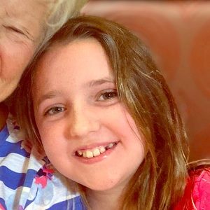 Meet your Posher, Lily